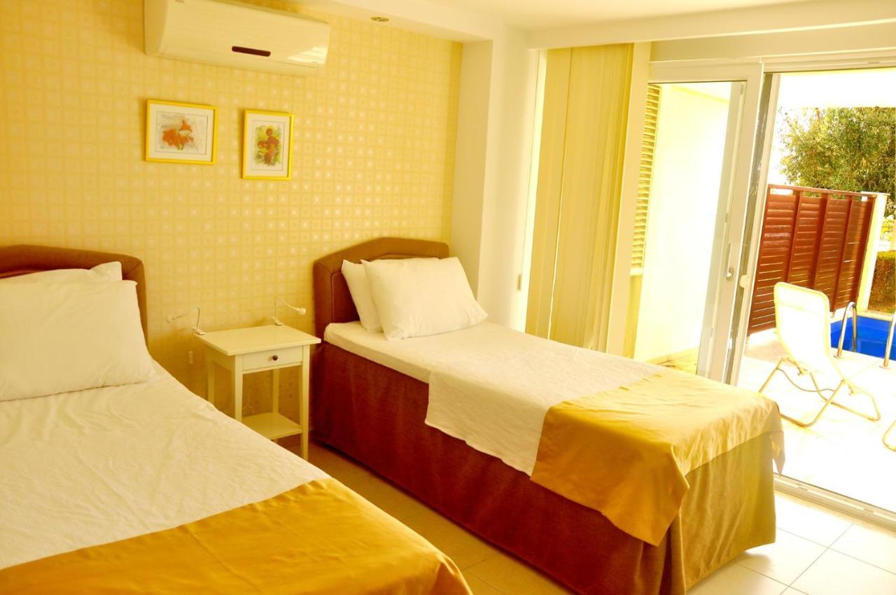 Babylon Luxury Villa With Private Pool And Indoor Heated Pool ซีเด ภายนอก รูปภาพ